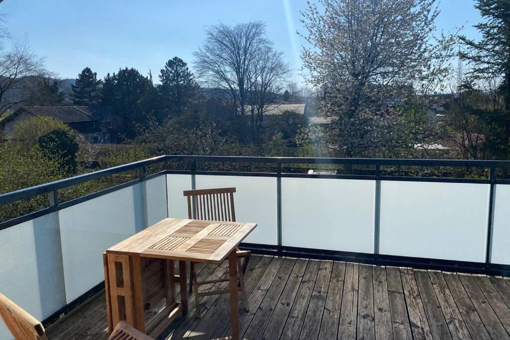 Lichtdurchflutete Wohnung Mit Grosser Dachterrasse Bruckmühl Esterno foto